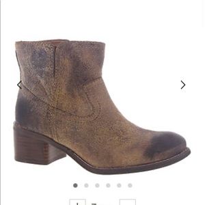 Diba True Walnut Grove Split Side Bootie